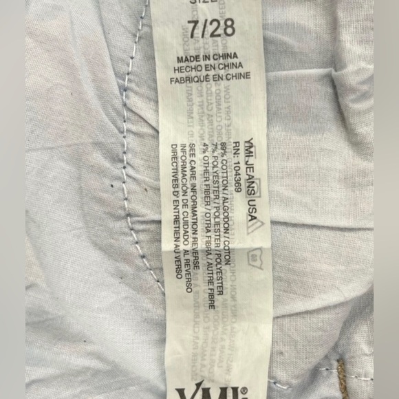 YMI DREAM Woman’s Wide Leg Medium Wash Distressed Denim Jeans w Raw Hem Size 7 - Picture 10 of 16